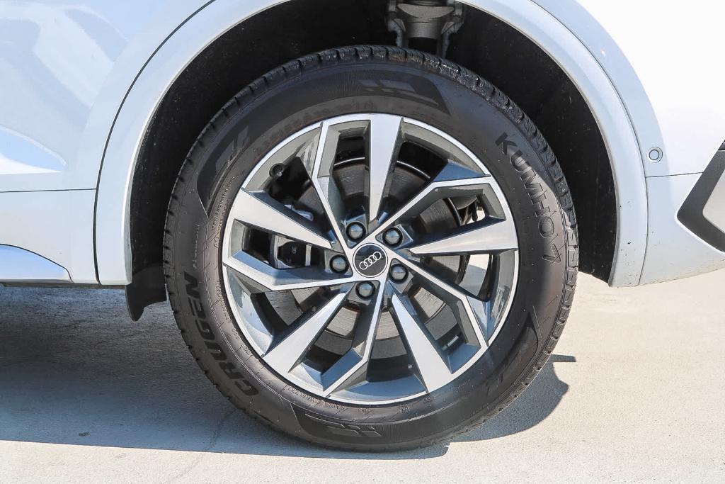 used 2021 Audi Q5 car, priced at $32,496
