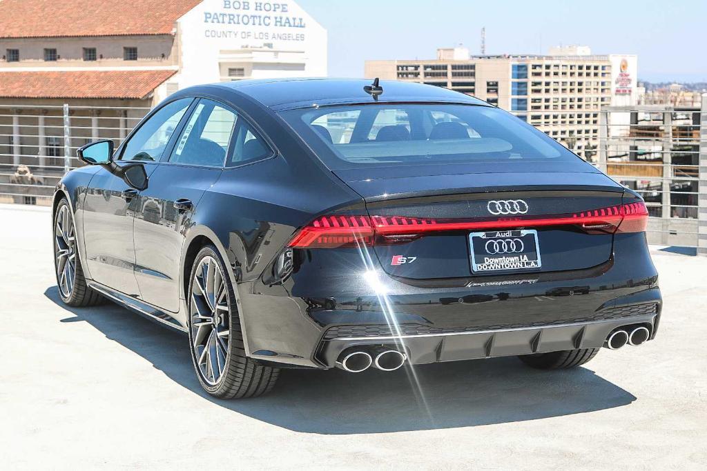 new 2025 Audi S7 car, priced at $95,135