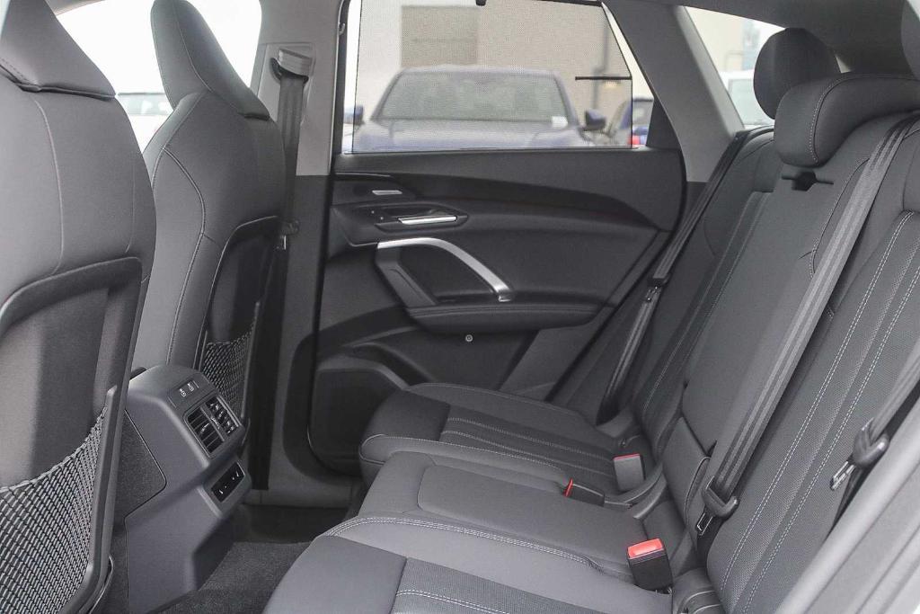 new 2025 Audi Q5 car, priced at $64,100