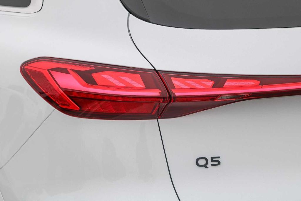 new 2025 Audi Q5 car, priced at $64,100