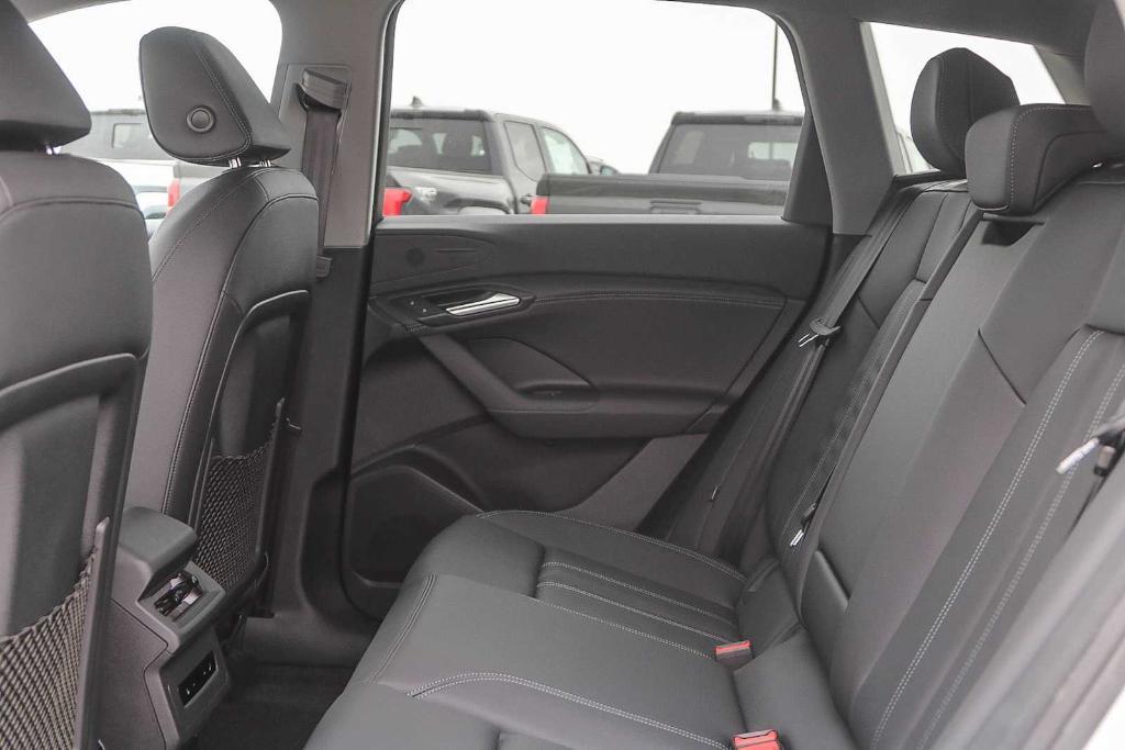 new 2025 Audi Q6 e-tron car, priced at $70,940