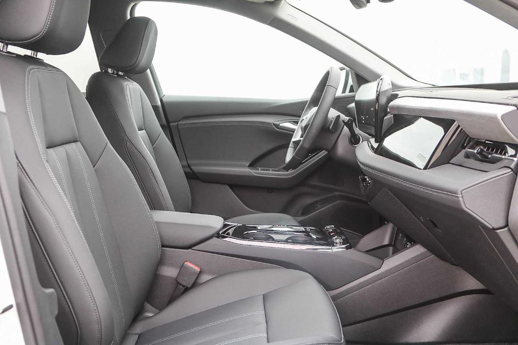 new 2025 Audi Q6 e-tron car, priced at $70,940