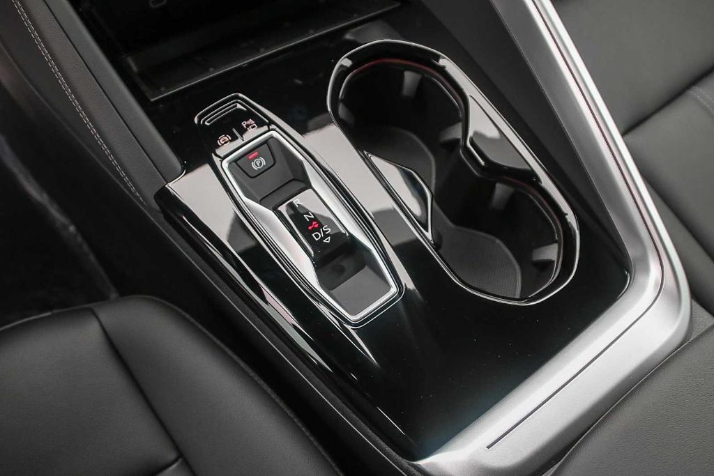 new 2025 Audi Q5 car, priced at $57,950