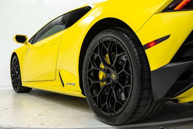 used 2021 Lamborghini Huracan EVO car, priced at $267,991