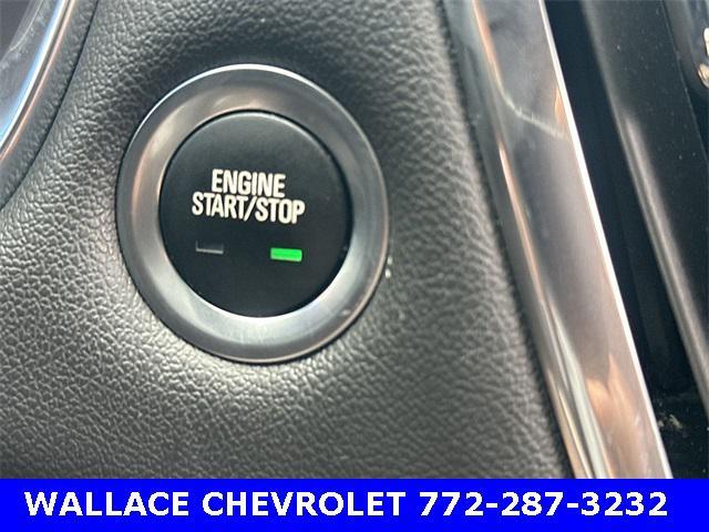 used 2023 Chevrolet Traverse car, priced at $31,985
