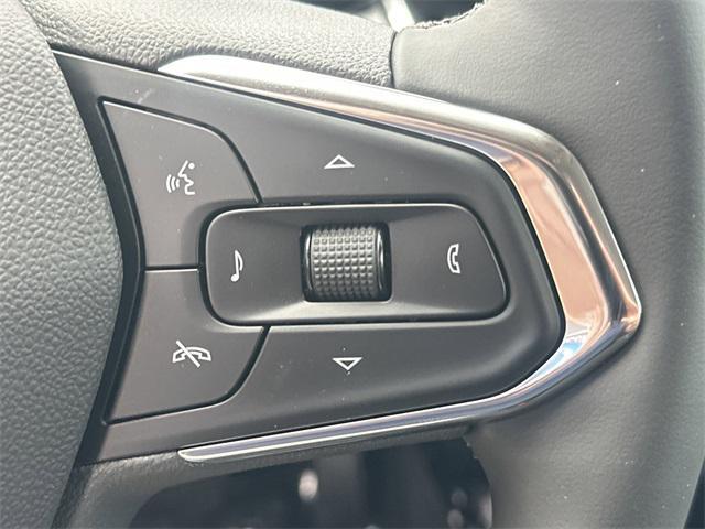 new 2025 Chevrolet Trax car, priced at $27,115