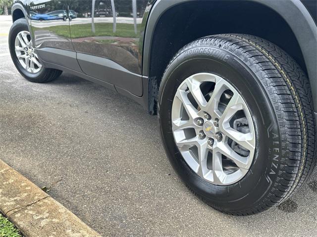 used 2021 Chevrolet Traverse car, priced at $26,985