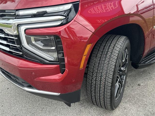 new 2025 Chevrolet Suburban car, priced at $76,600