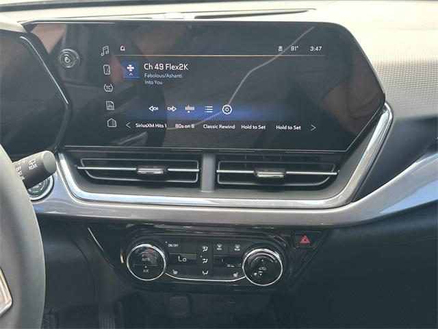 new 2025 Chevrolet Trax car, priced at $27,585