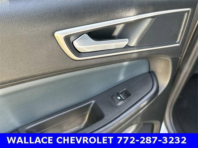 used 2022 Ford Edge car, priced at $22,885