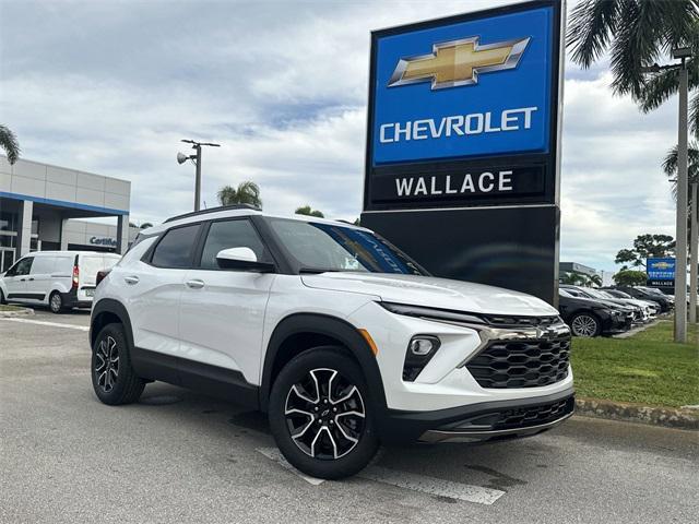 new 2025 Chevrolet TrailBlazer car, priced at $31,425