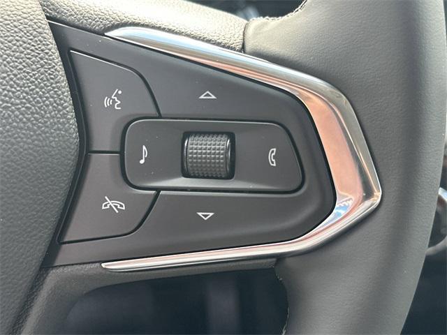 new 2025 Chevrolet Trax car, priced at $25,485