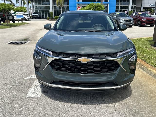 new 2025 Chevrolet Trax car, priced at $25,775