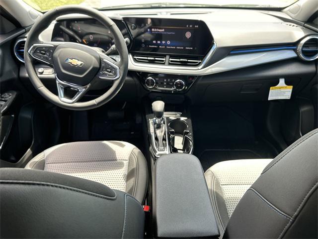 new 2025 Chevrolet Trax car, priced at $25,775