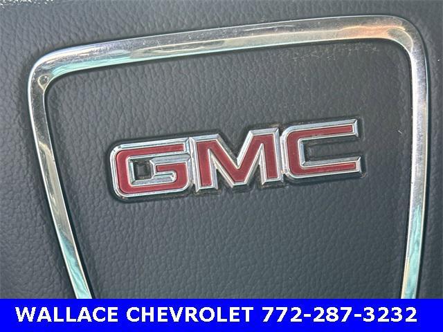 used 2015 GMC Sierra 1500 car, priced at $23,985