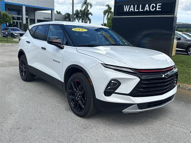 new 2025 Chevrolet Blazer car, priced at $39,380
