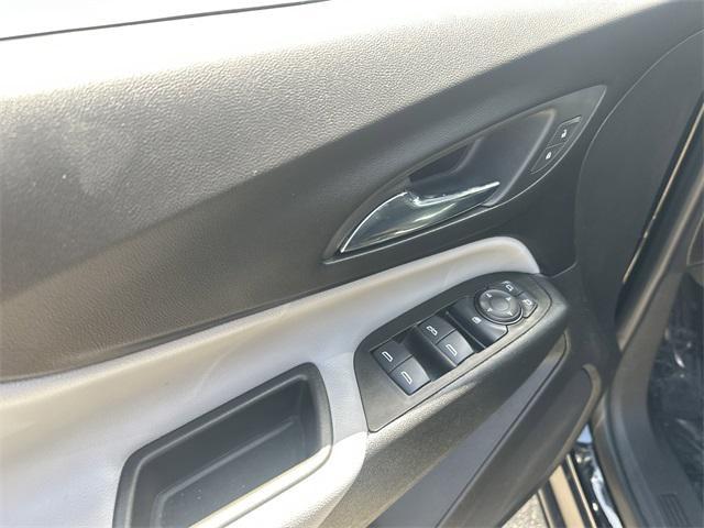 used 2024 Chevrolet Equinox car, priced at $22,985