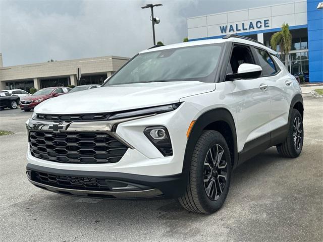 new 2025 Chevrolet TrailBlazer car, priced at $31,425