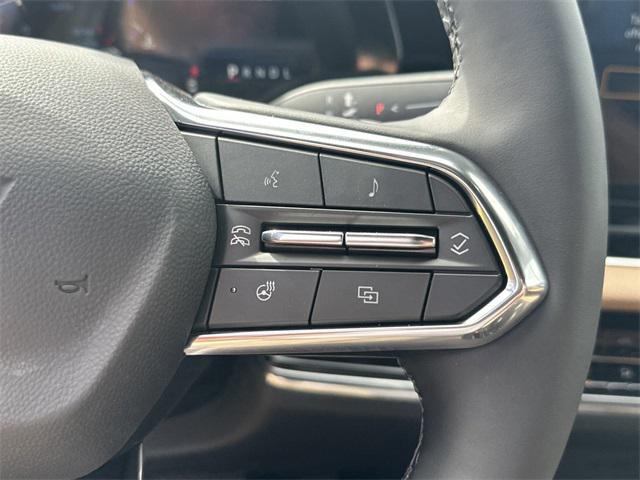 new 2025 Chevrolet Equinox car, priced at $34,840
