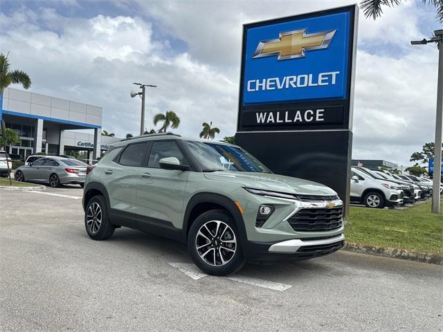 new 2025 Chevrolet TrailBlazer car, priced at $27,230