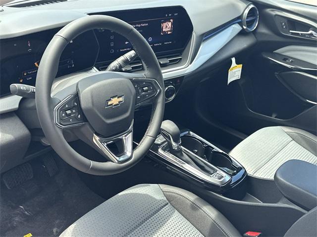 new 2025 Chevrolet Trax car, priced at $25,485