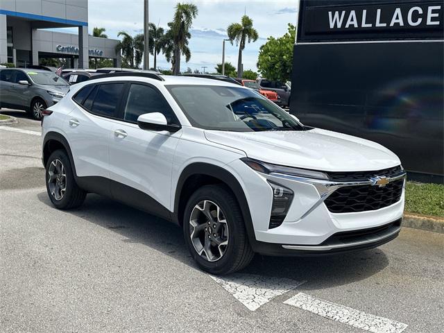 new 2025 Chevrolet Trax car, priced at $25,485