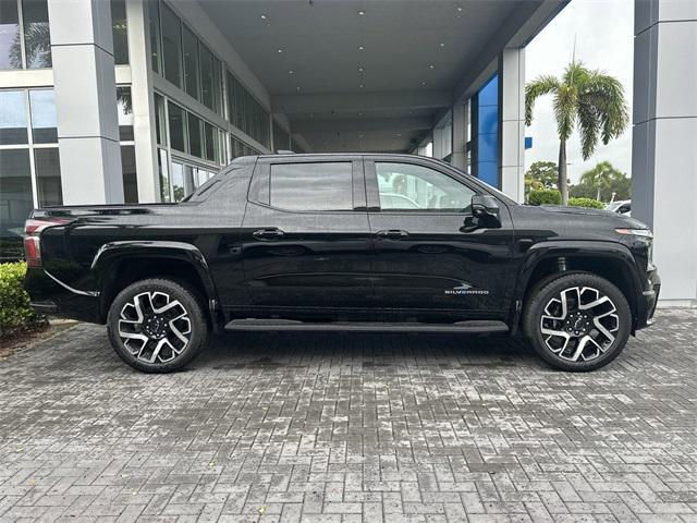 new 2024 Chevrolet Silverado EV car