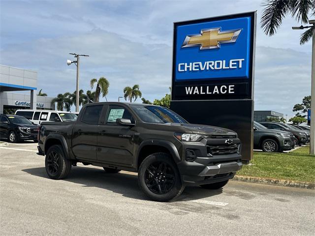 new 2025 Chevrolet Colorado car