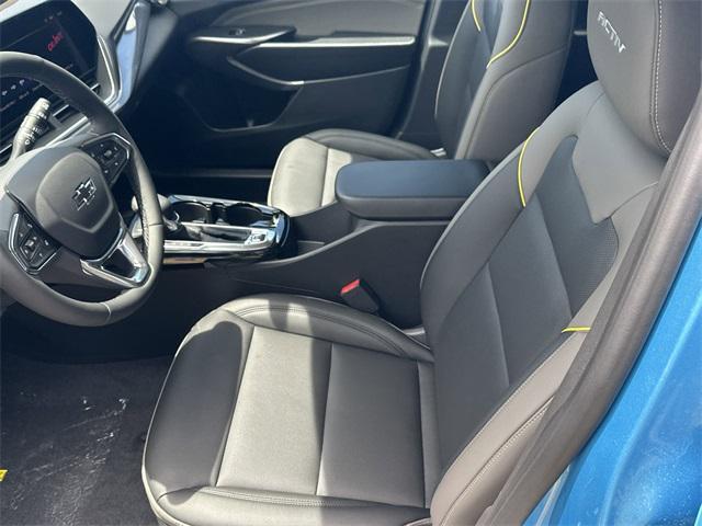 new 2025 Chevrolet Trax car, priced at $27,980
