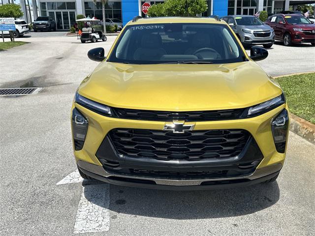 new 2025 Chevrolet Trax car, priced at $27,980