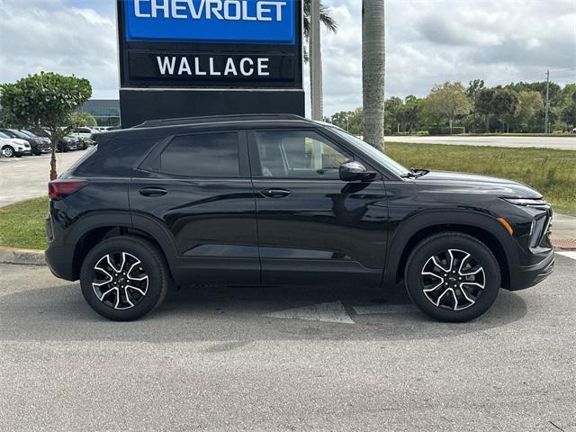 new 2025 Chevrolet TrailBlazer car, priced at $30,835