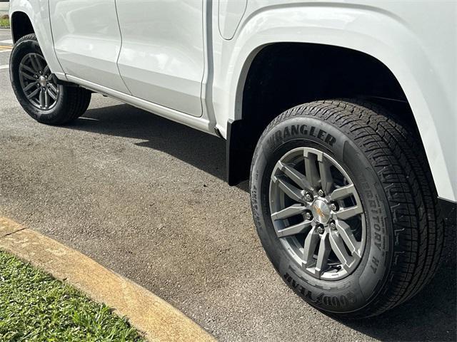 new 2024 Chevrolet Colorado car, priced at $42,295