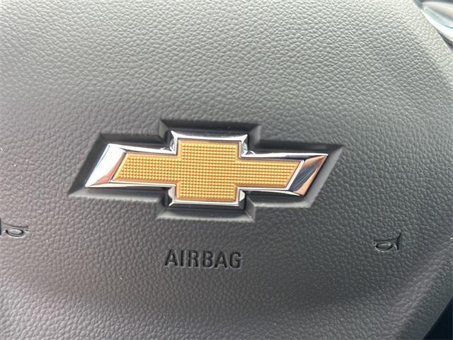 new 2025 Chevrolet Traverse car, priced at $45,195