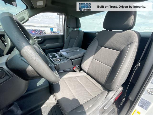 used 2024 Chevrolet Silverado 1500 car, priced at $32,998