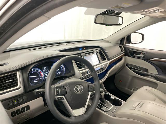 used 2016 Toyota Highlander car, priced at $19,998