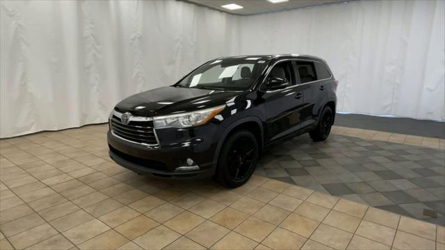 used 2016 Toyota Highlander car, priced at $19,998