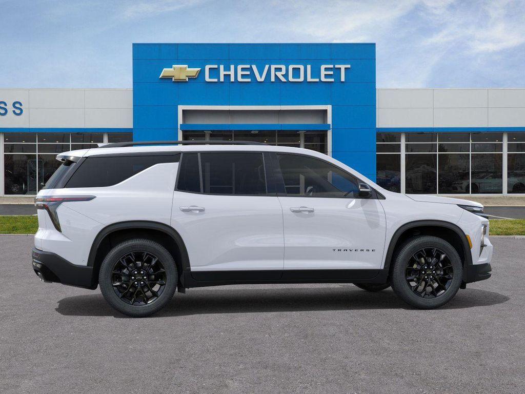 new 2026 Chevrolet Traverse car, priced at $49,630