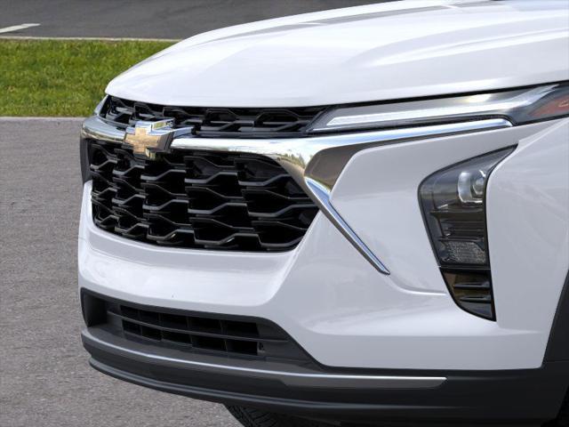 new 2025 Chevrolet Trax car, priced at $25,275