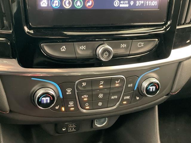 used 2022 Chevrolet Traverse car, priced at $30,498