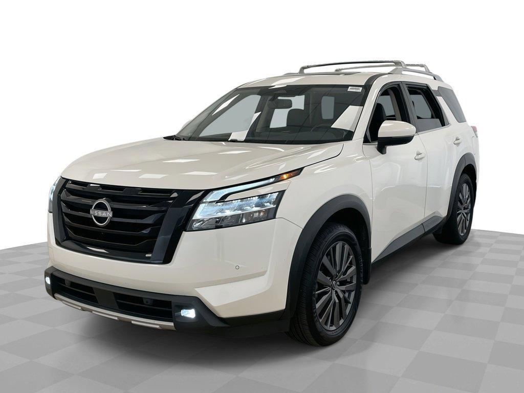 used 2022 Nissan Pathfinder car, priced at $27,998
