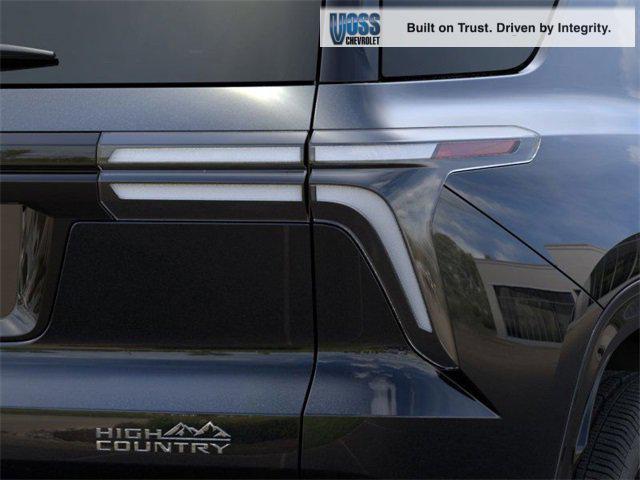new 2025 Chevrolet Traverse car, priced at $55,960