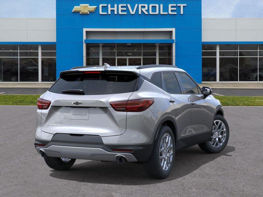new 2025 Chevrolet Blazer car, priced at $37,039
