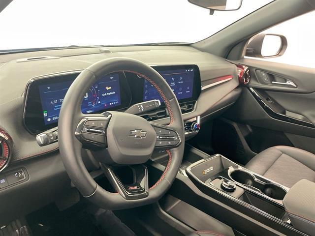 used 2025 Chevrolet Equinox car, priced at $31,998