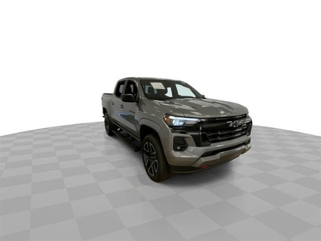 used 2025 Chevrolet Colorado car, priced at $40,998