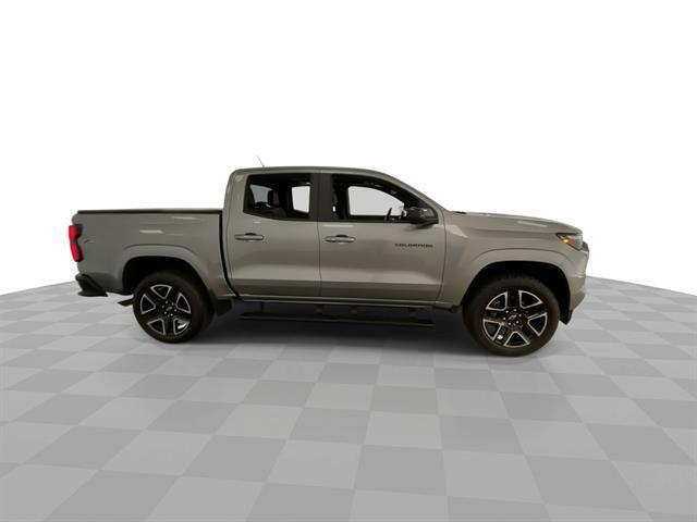 used 2025 Chevrolet Colorado car, priced at $40,998