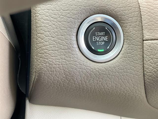 used 2021 GMC Yukon car, priced at $47,498