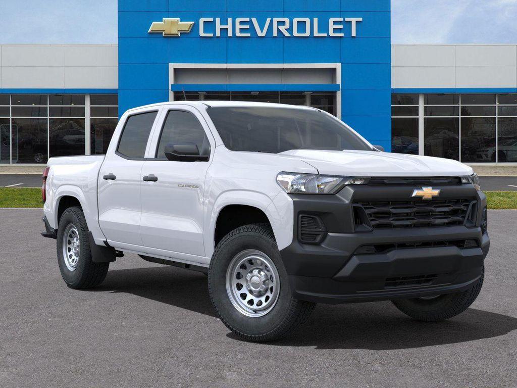 new 2025 Chevrolet Colorado car, priced at $31,540