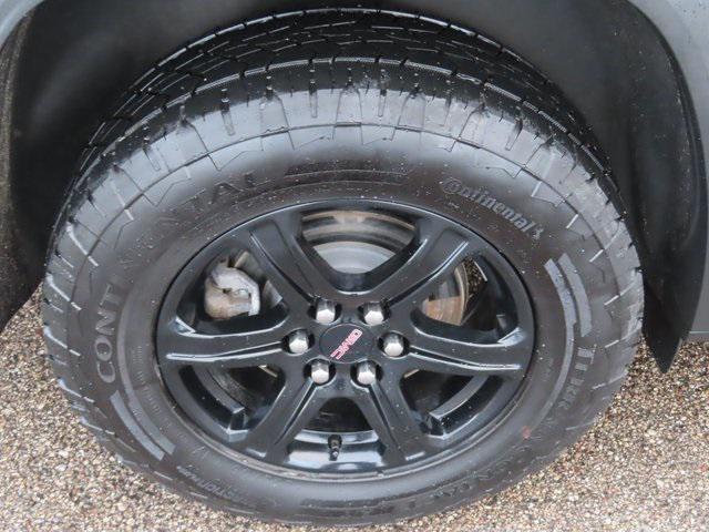 used 2023 GMC Acadia car, priced at $35,872