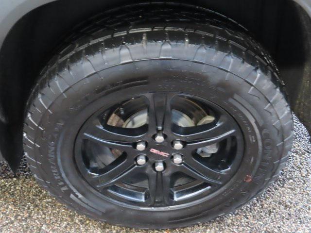 used 2023 GMC Acadia car, priced at $35,872
