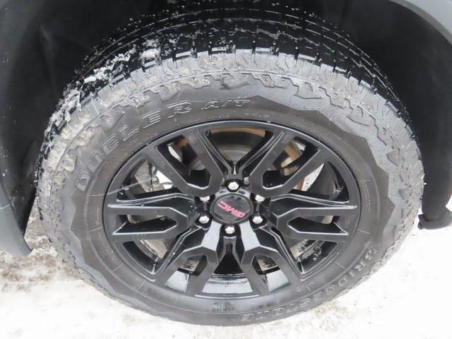 used 2022 GMC Sierra 1500 car, priced at $41,900